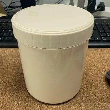 Баночка для косметического крема из полипропилена KJ3051